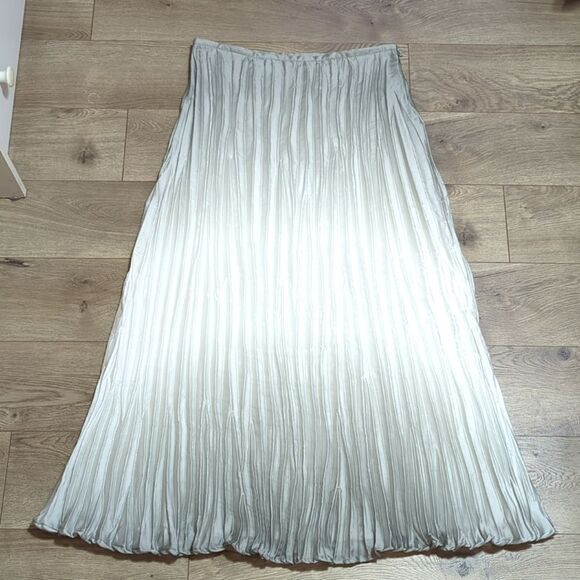 Chico's Green Ombre Ladies Maxi Lined Crinkle Pleated Skirt sz 1.5/ M/10 - Picture 2 of 11